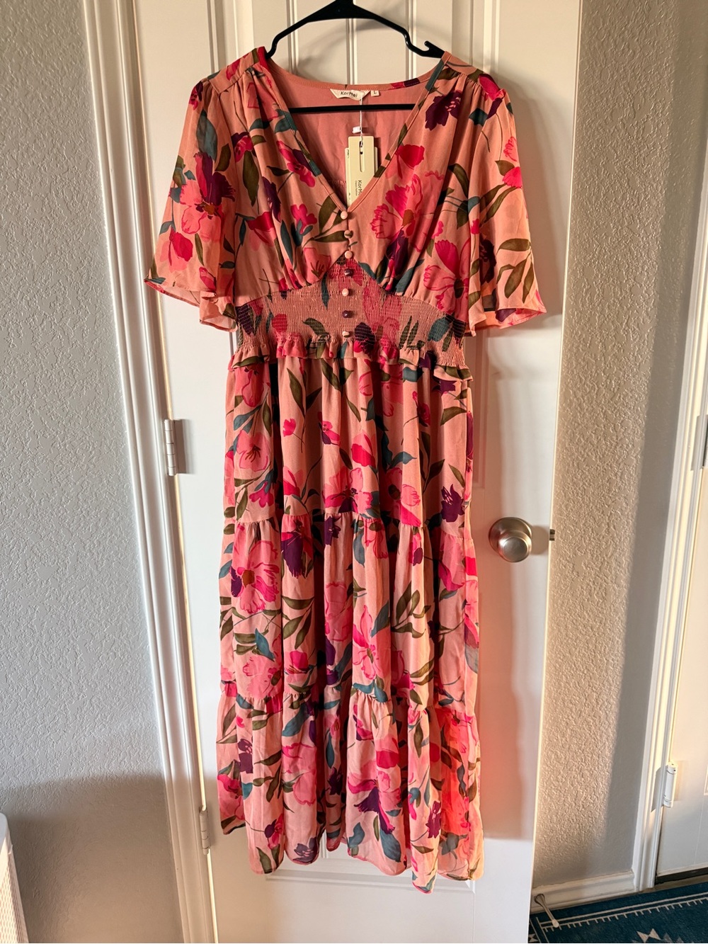Smocked Waist Pink Floral Maxi Dress with V-Neck